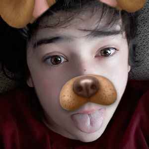 Meet your Posher, Dakota